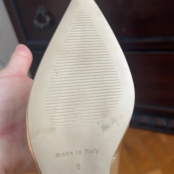 VALENTINO BY MARIO VALENTINO Perla Flare Kitten Heel Pumps. New. Size 6 - Picture 6 of 11